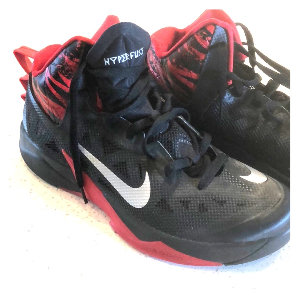 Nike shoes size 10